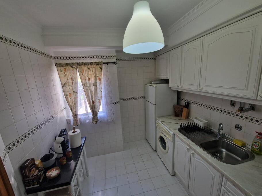 Charming Beachside Apartment- The Perfect Getaway! Albufeira Exteriér fotografie